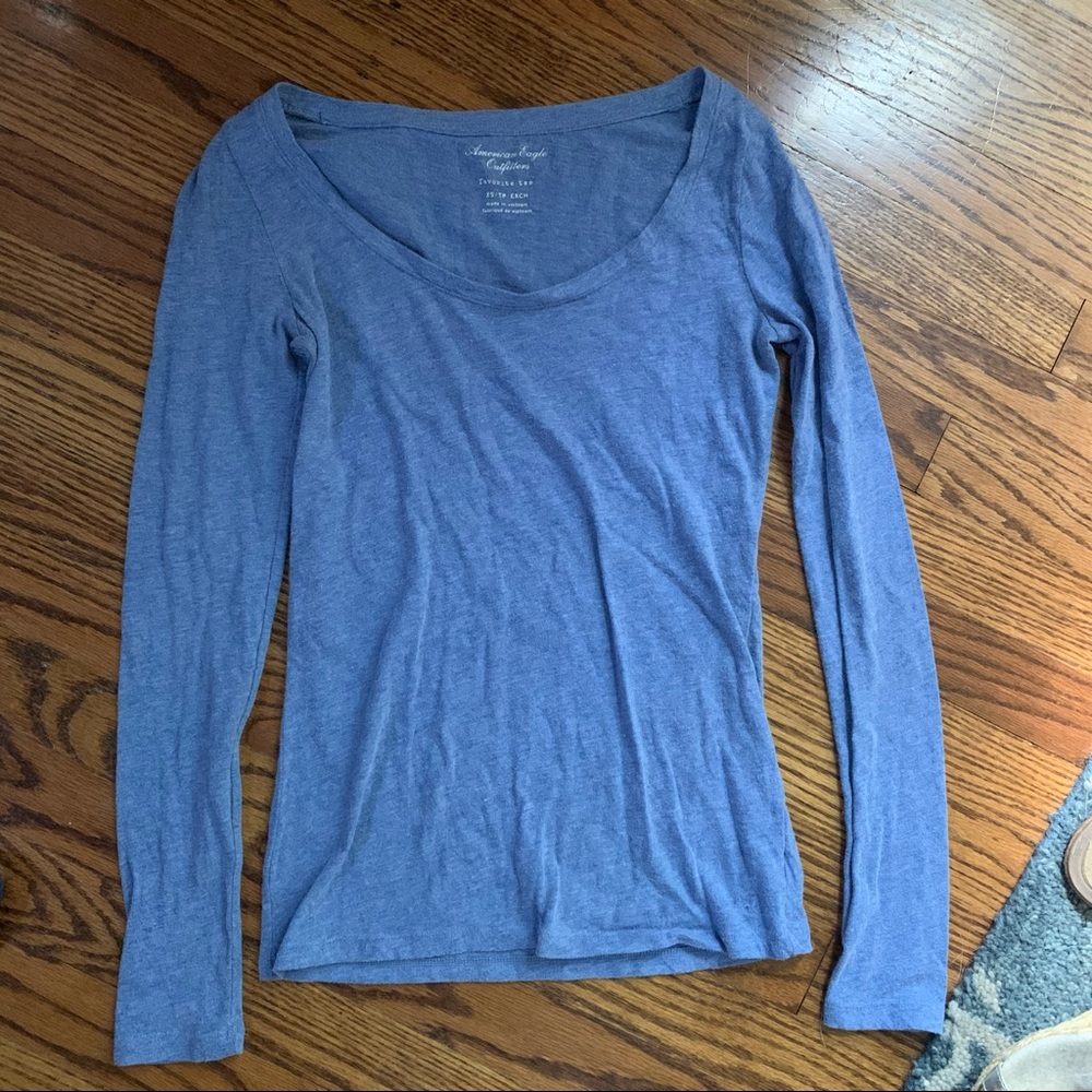 American Eagle light blue long sleeve